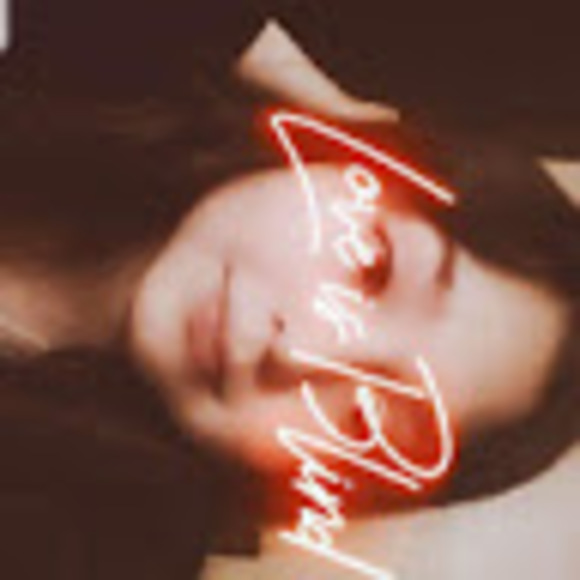 Meet your Posher, Jareisy - Picture 1 of 1